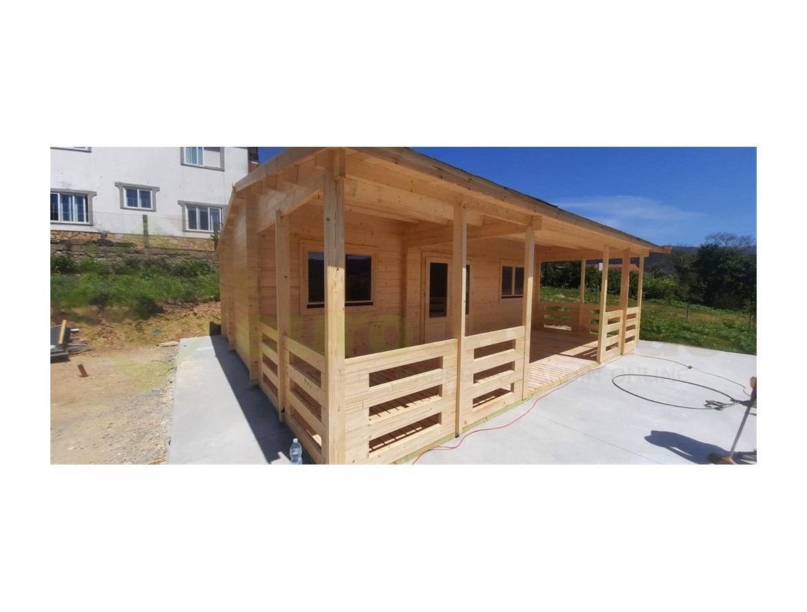 La Casa de Madera Alina de 56m2 en 44mm montada en la Coruña